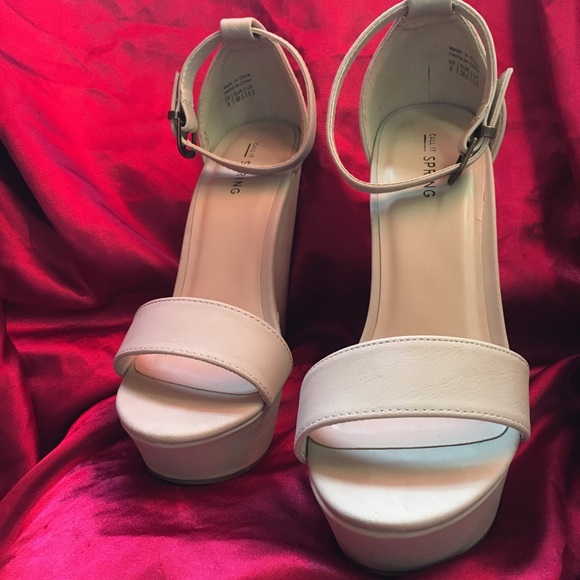 Call it Spring Fralirien Wedges - Picture 2 of 5